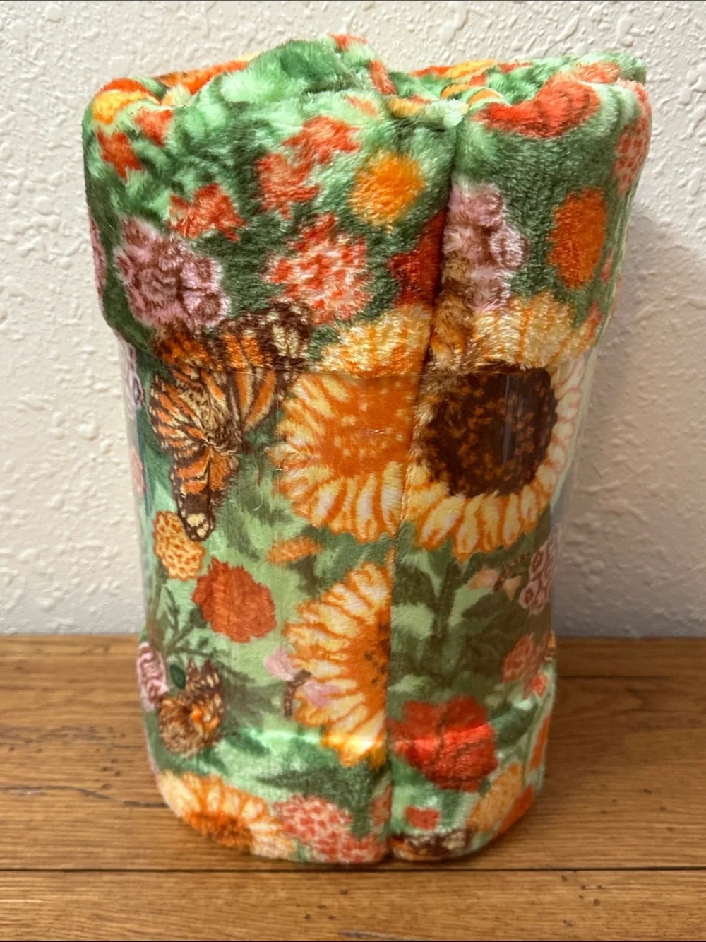 The Big One Floral Plush Throw Blanket - Sunflower & Butterfly - Green & Orange